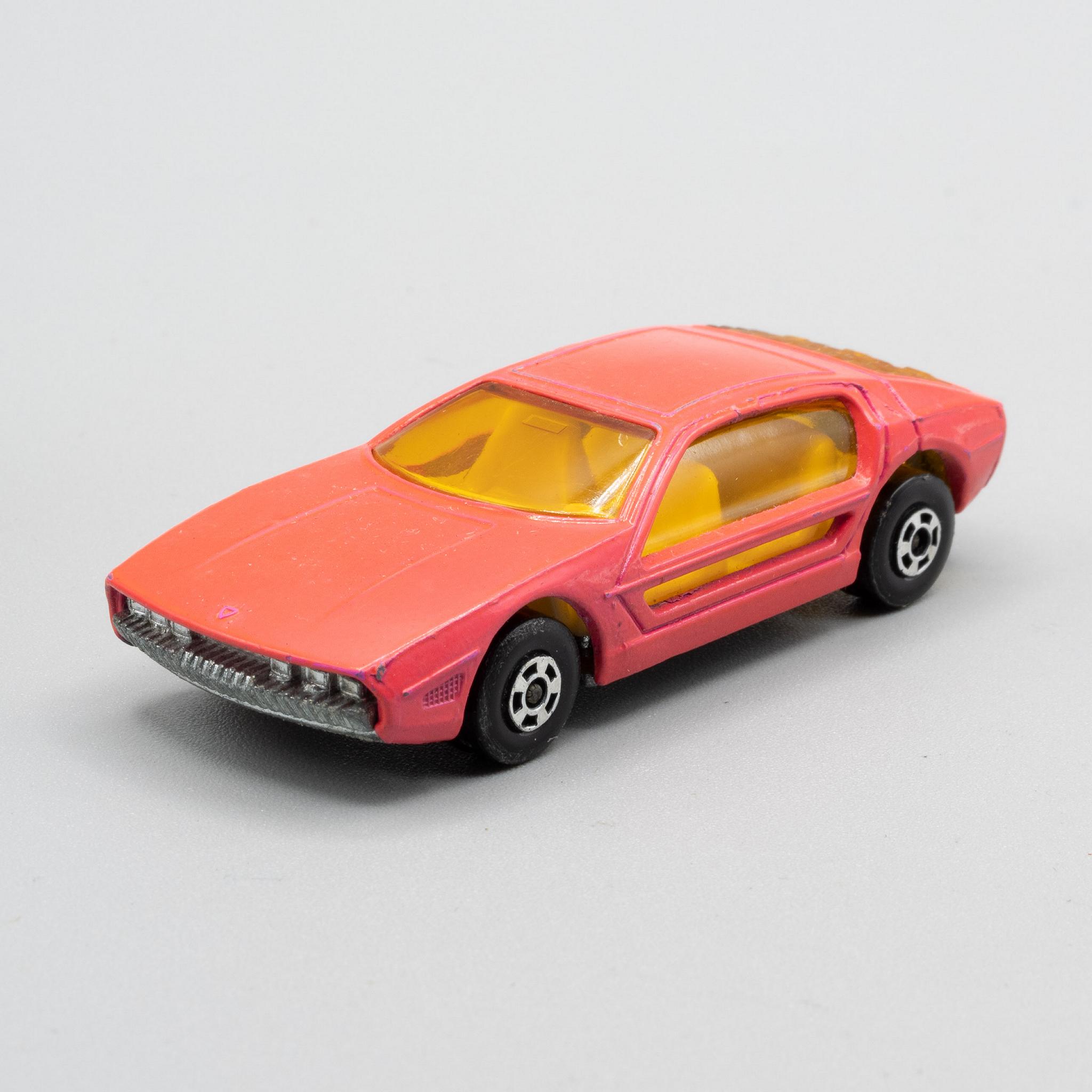 Matchbox+Superfast+20A+Lamborghini+Marzal+VNMIB+Salmon+Silver+Base picture 2