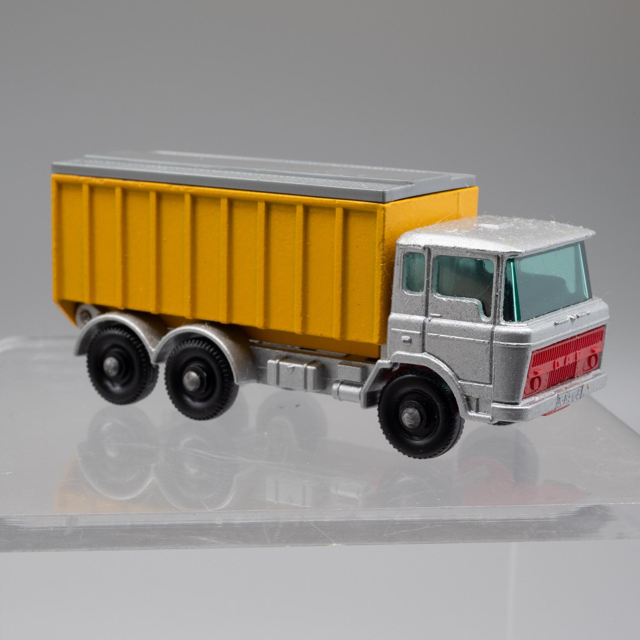 Lesney+Matchbox+47C+DAF+Tipper+Truck+ picture 2