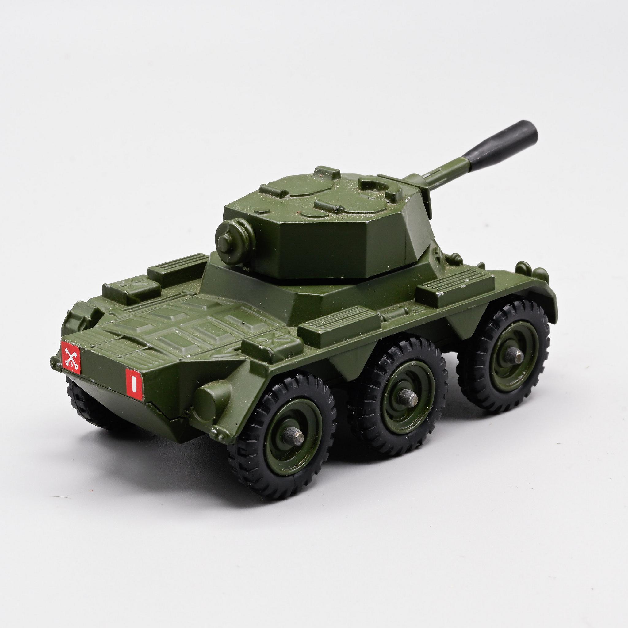 Corgi+Saladin+Armored+Car+Diecast+Military+Model. picture 2