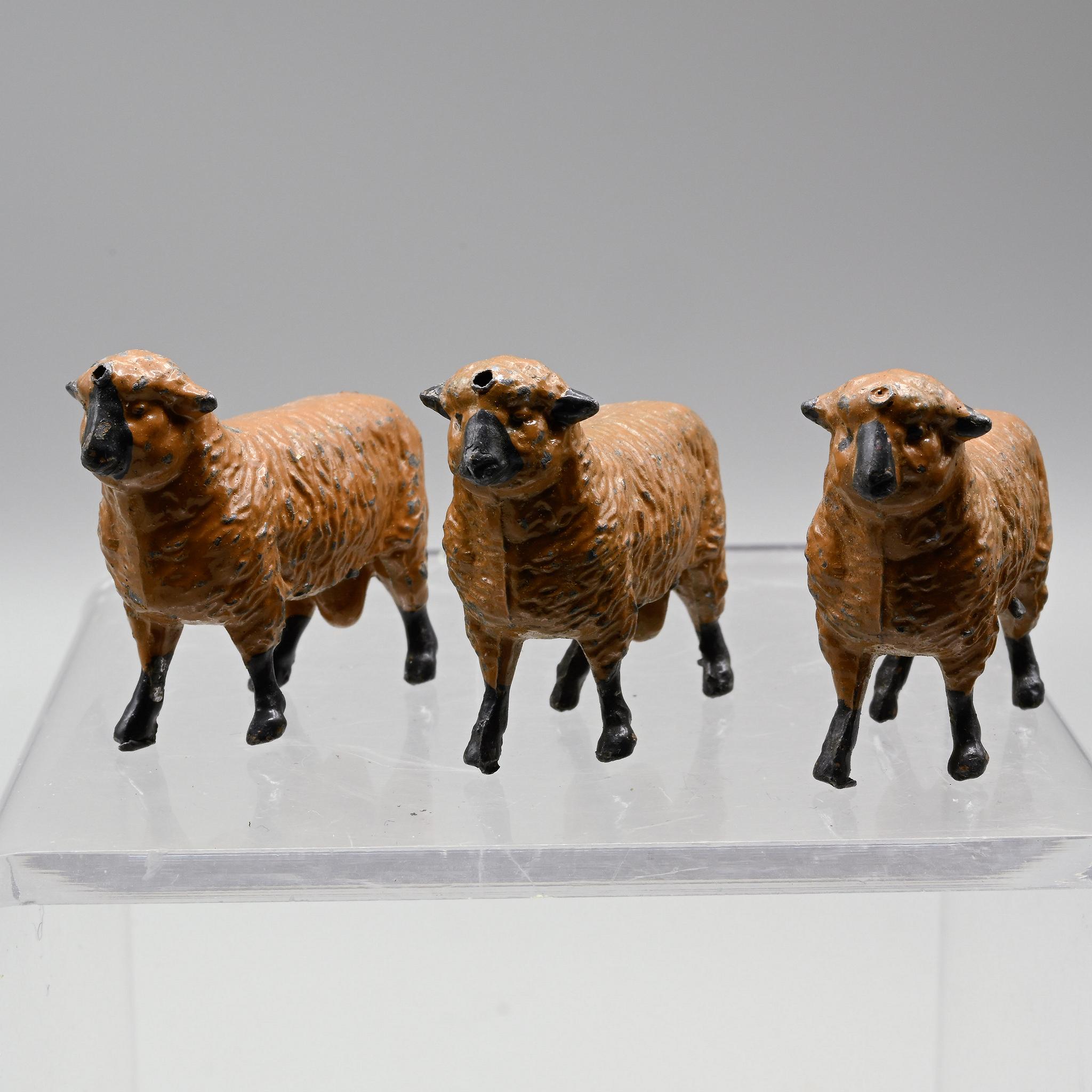 Three+Britains+Hampshire+Down+Ram+Lead+Farm+Sheep picture 1