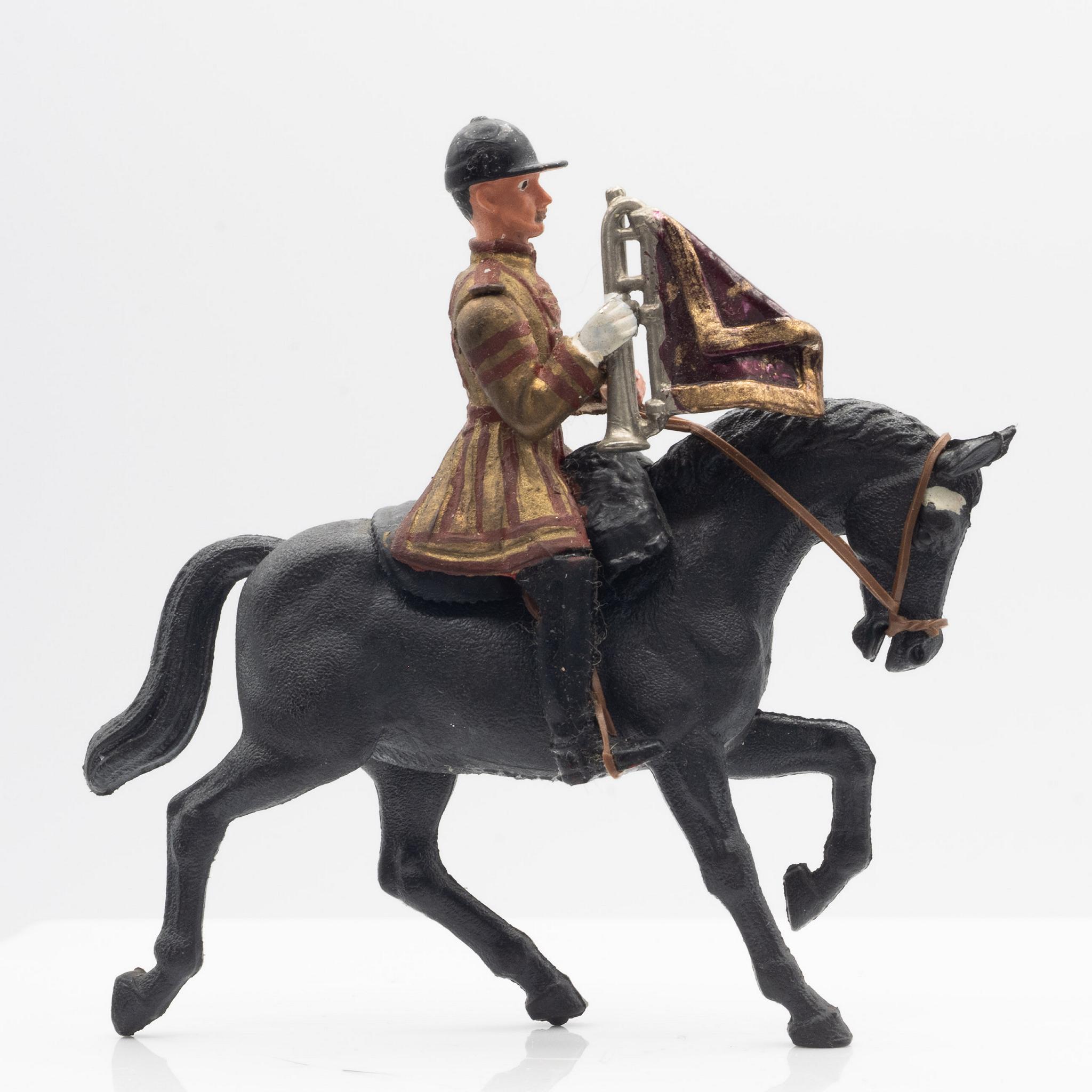 Mounted+Royal+Ceremonial+Trumpeter+or+Bugler++-+Britains picture 2