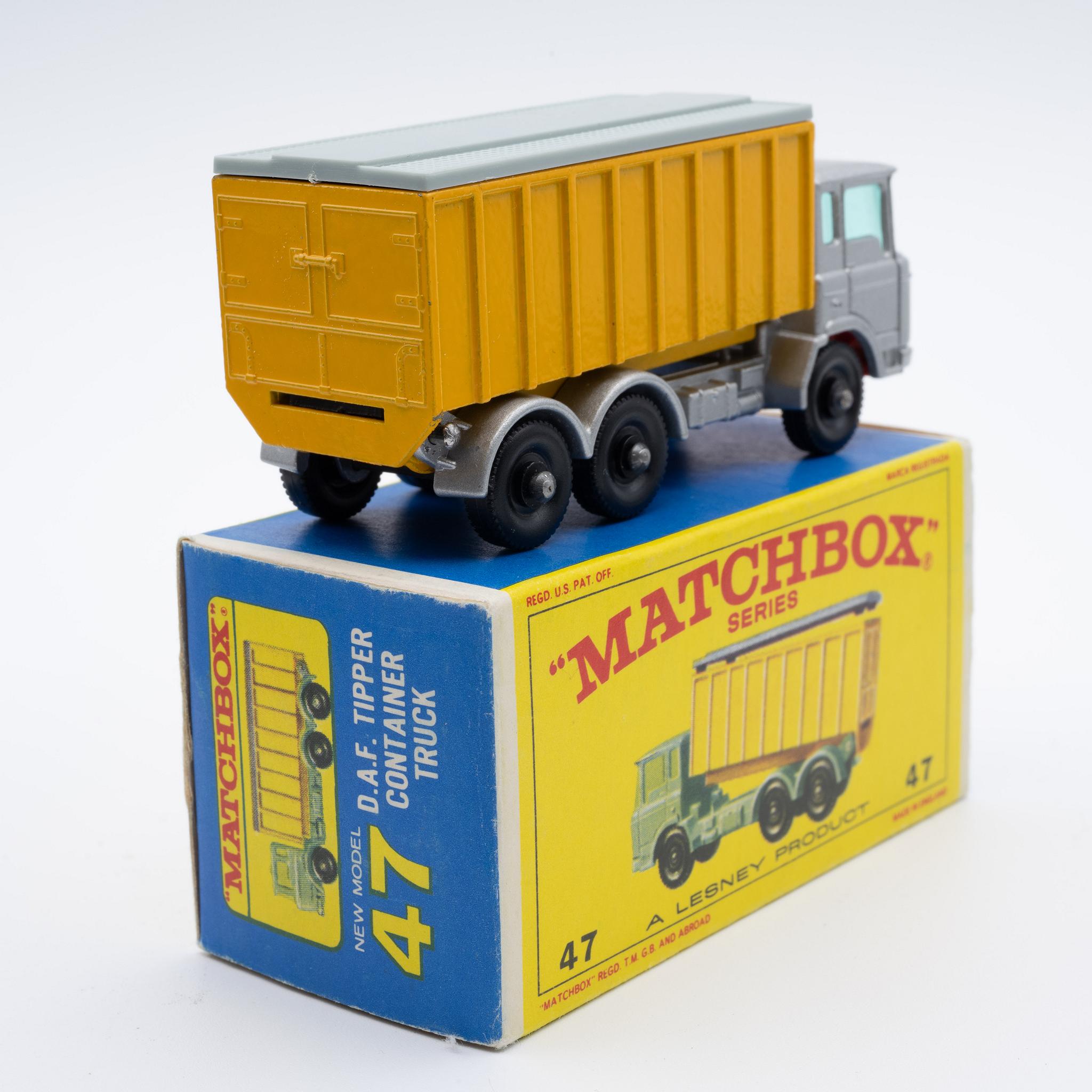 Matchbox+Regular+Wheels+47C+DAF+Container+Truck+MIB picture 2