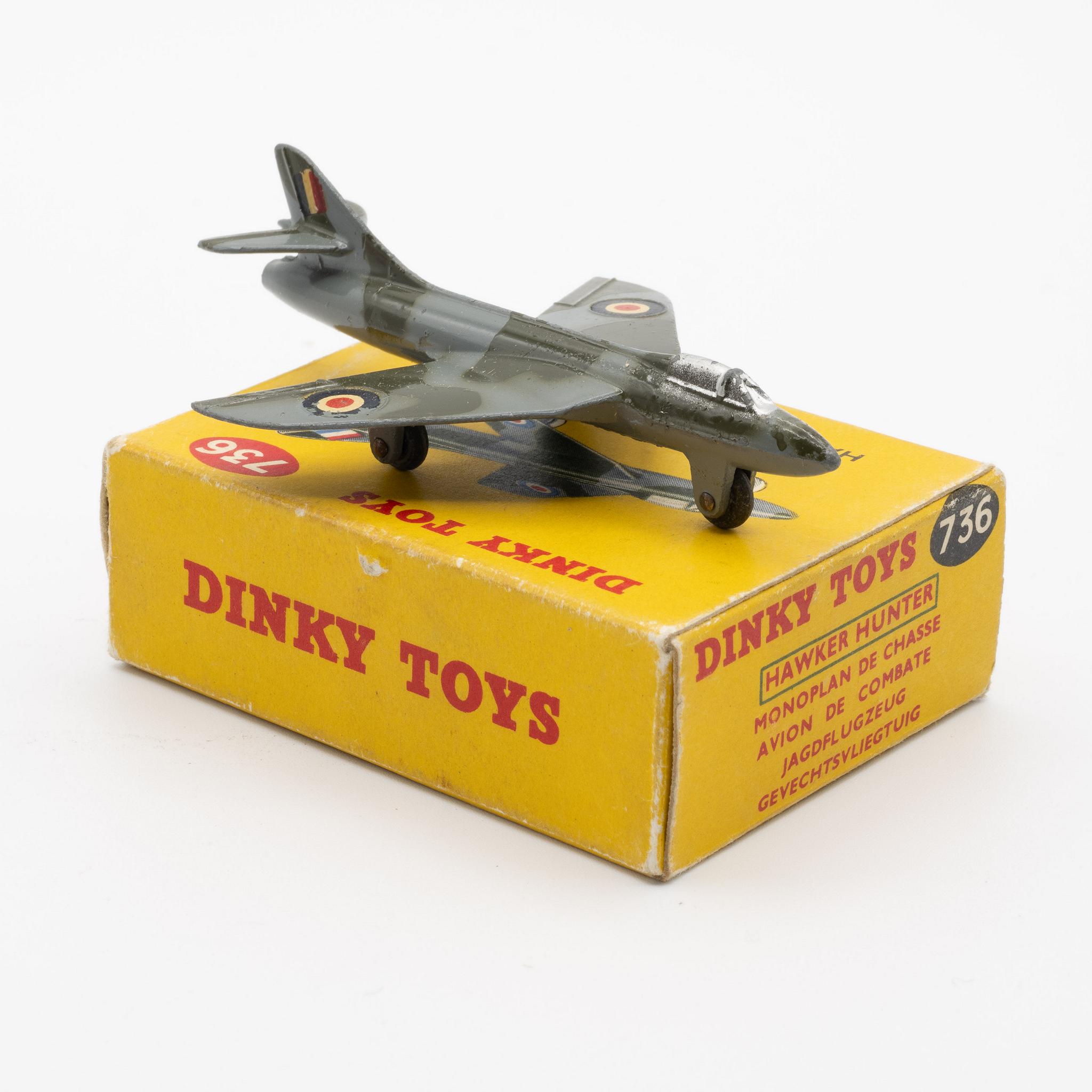 Dinky+736+Hawker+Hunter+Fighter+Plane+with+Box picture 2