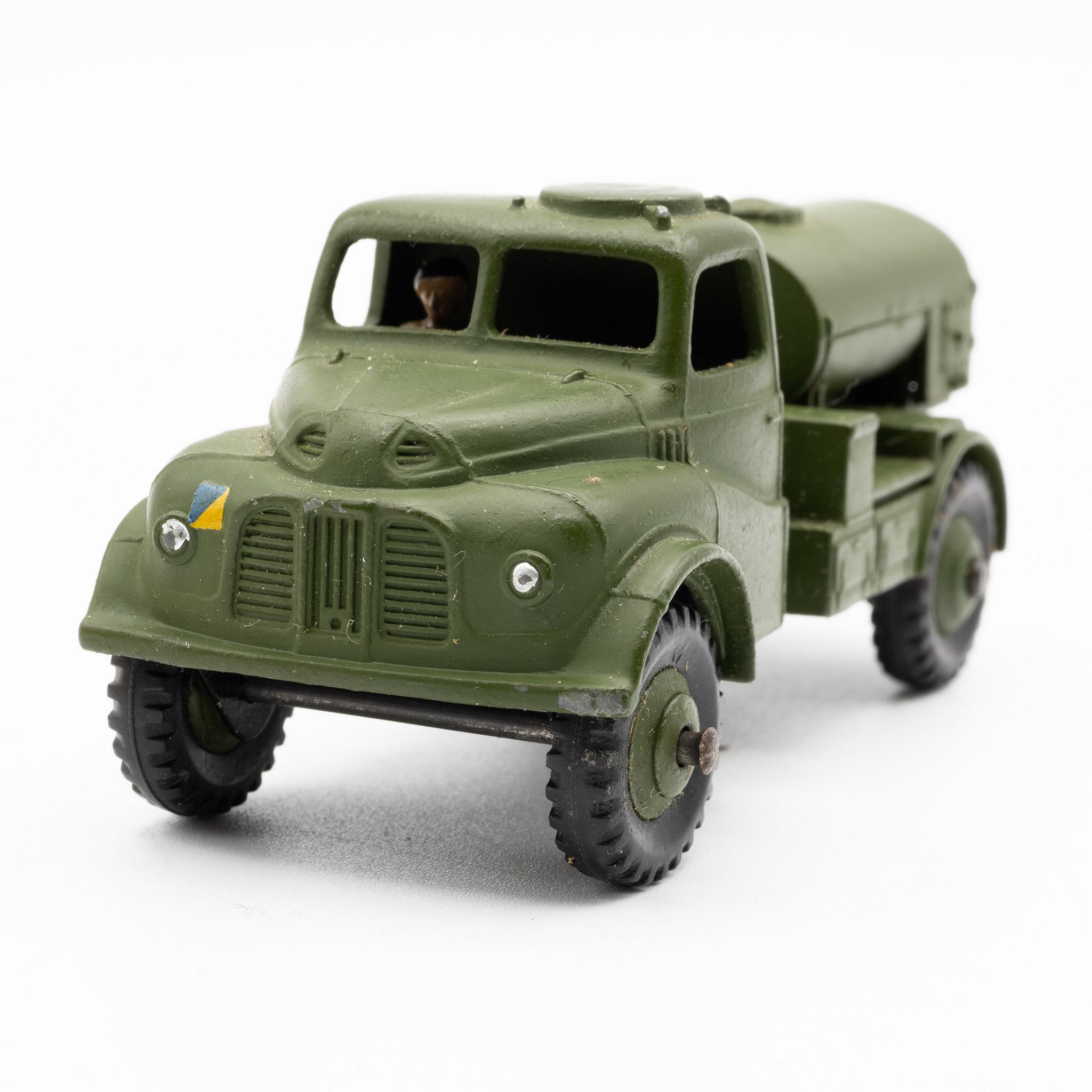 Dinky+Toys+643+Military+Water+Tanker+without+Windows+C9 picture 1