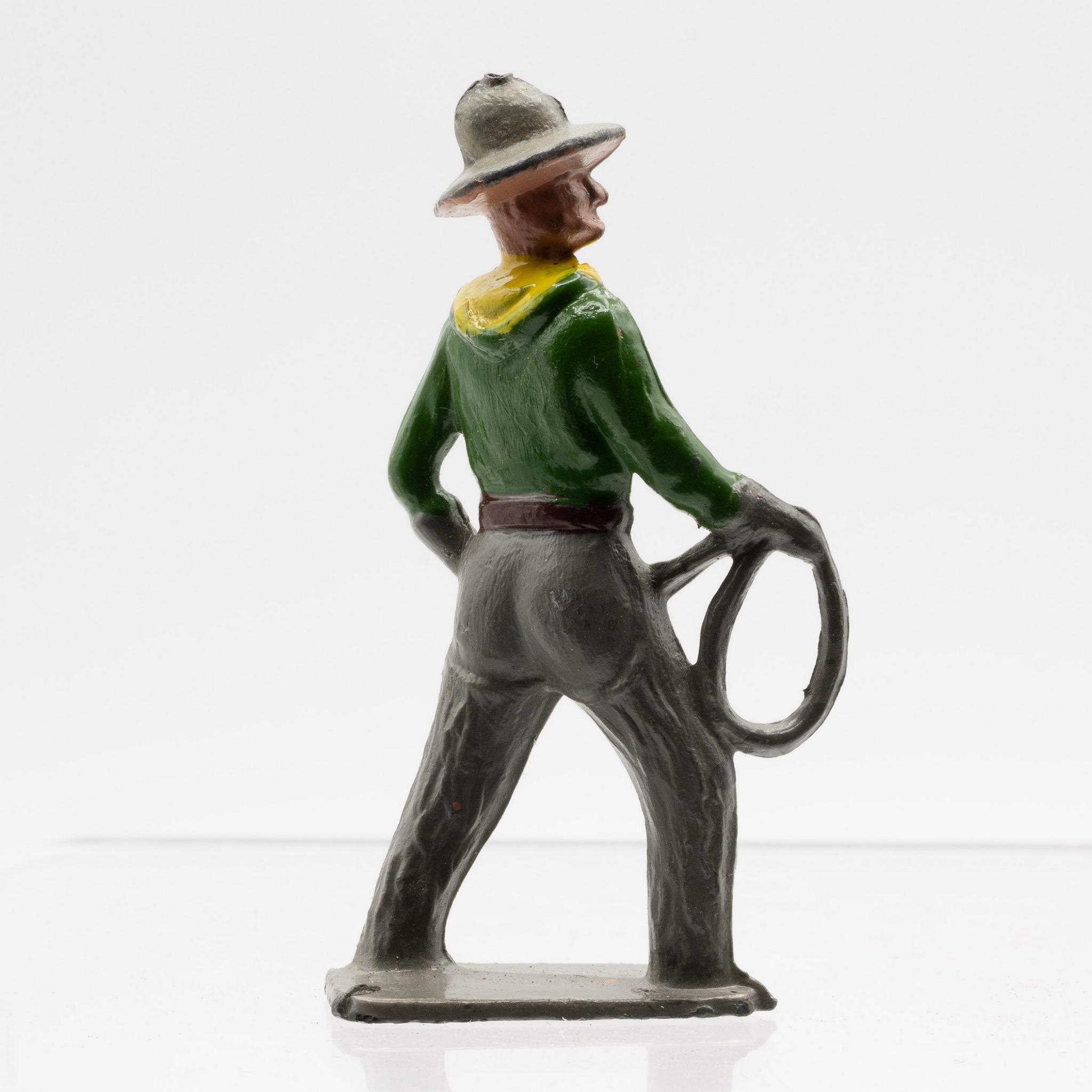 Hollowcast+Lead+Cowboy+with+Lasso+Crescent+England picture 2