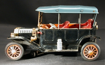 Tin+Battery+Operated+Ford+Car+Z+Japan+10+1%2F2+inch picture 3