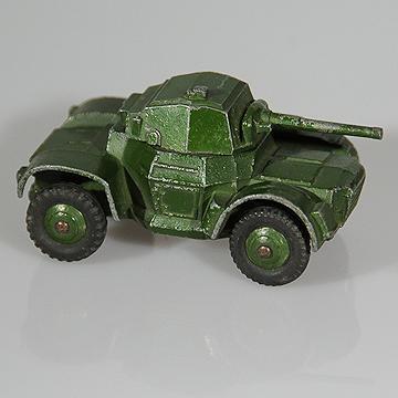 Dinky+670+Armoured+Car picture 2