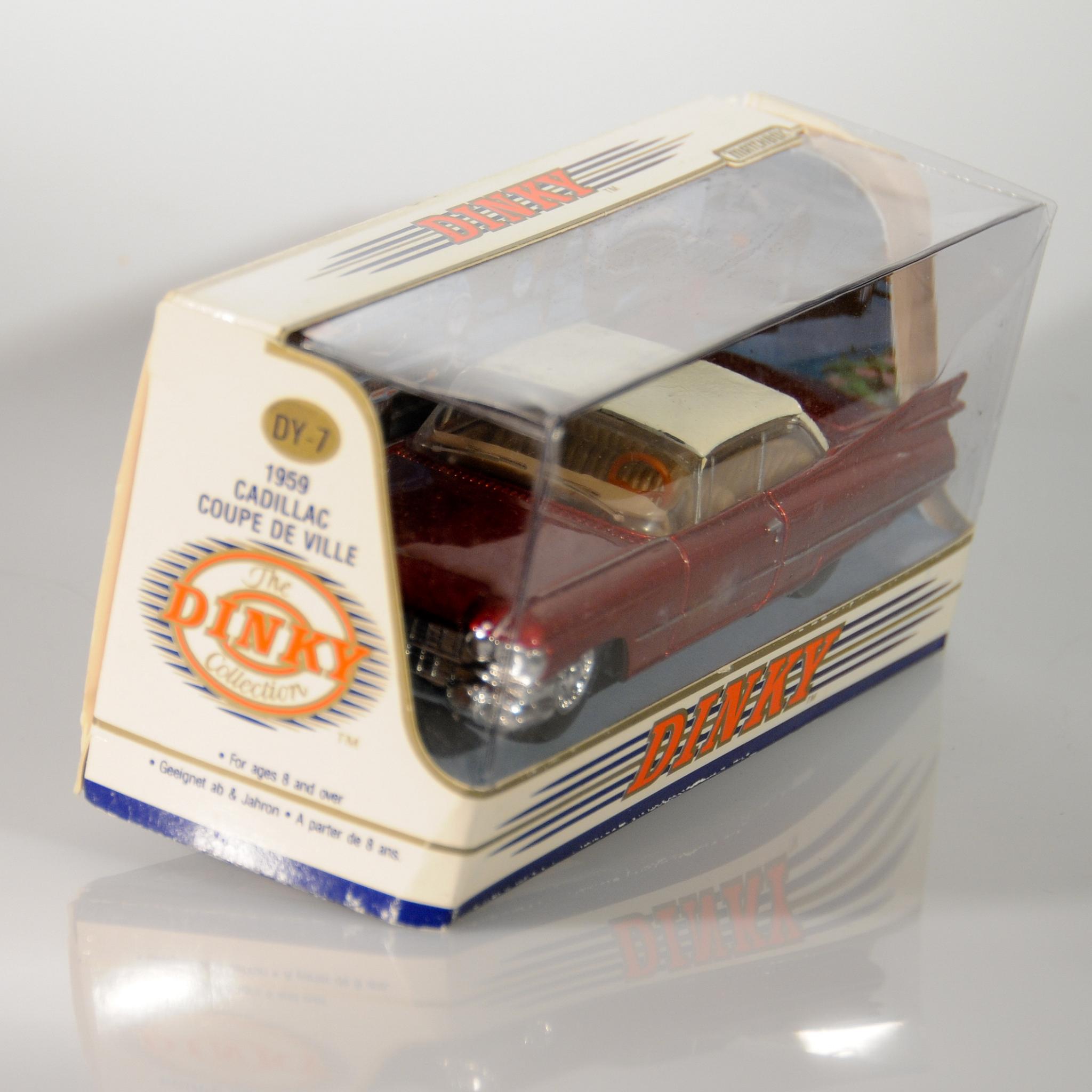 Dinky-Matchbox+1959+Cadillac+Coupe+De+Ville picture 2