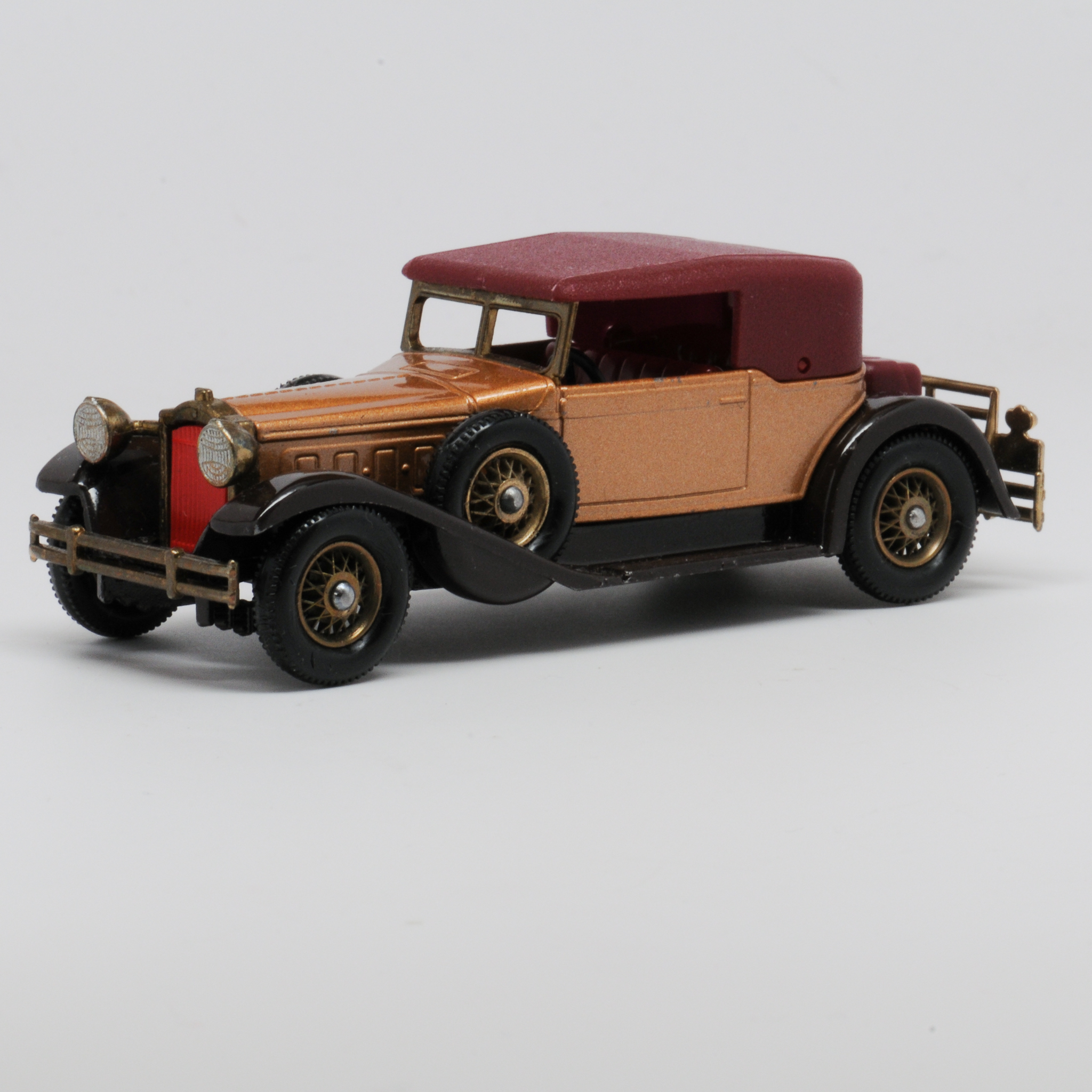 Matchbox+Yesteryear++Y15-2+1930+Packard+Victoria picture 3