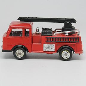 Diecast Model Fire Engine made by Penny Italy