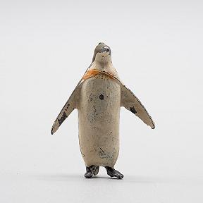 Britains Lead King Penguin 916