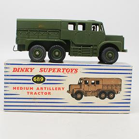 Dinky Toys 689 Military Medium Artillery Tractor