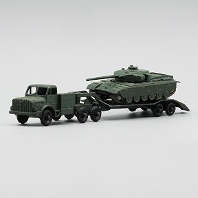 Lesney Matchbox MP3 Tank Transporter and Tank Issued 1959