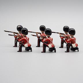 Britains Lead Toy Soldiers Part Set 120 Coldstream Guards Kneeling